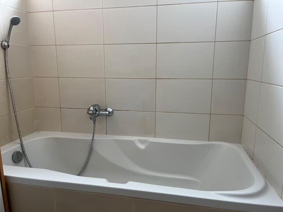 Hurka - 15 Min Do Centra, Garaz Apartment Prag